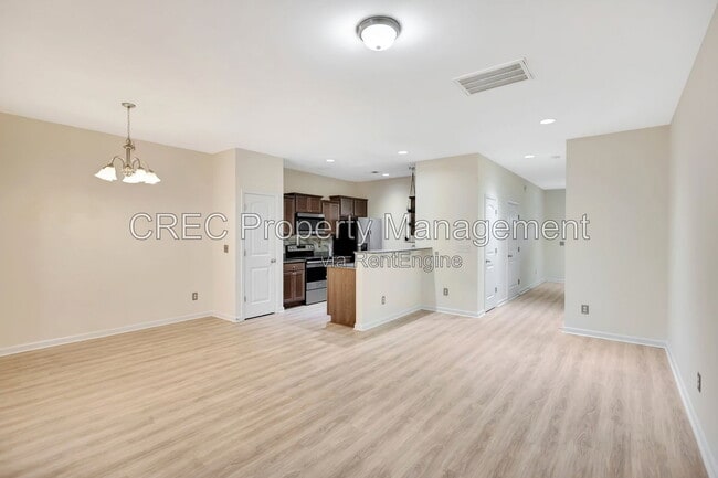 Building Photo - 140 Buchanan Cir