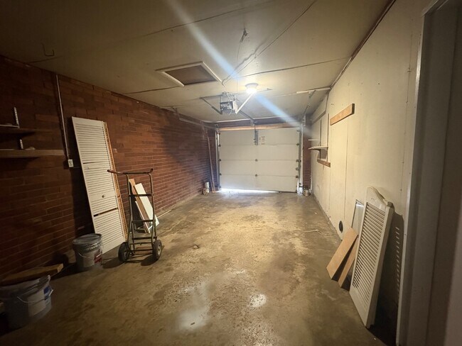 Building Photo - 3938 Downes Dr