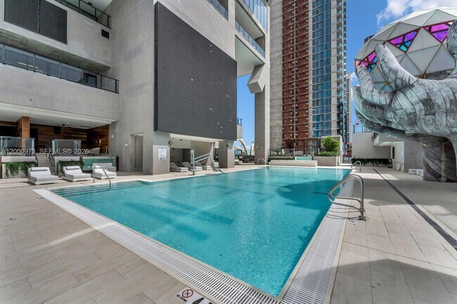 Building Photo - 20 NE 11th St