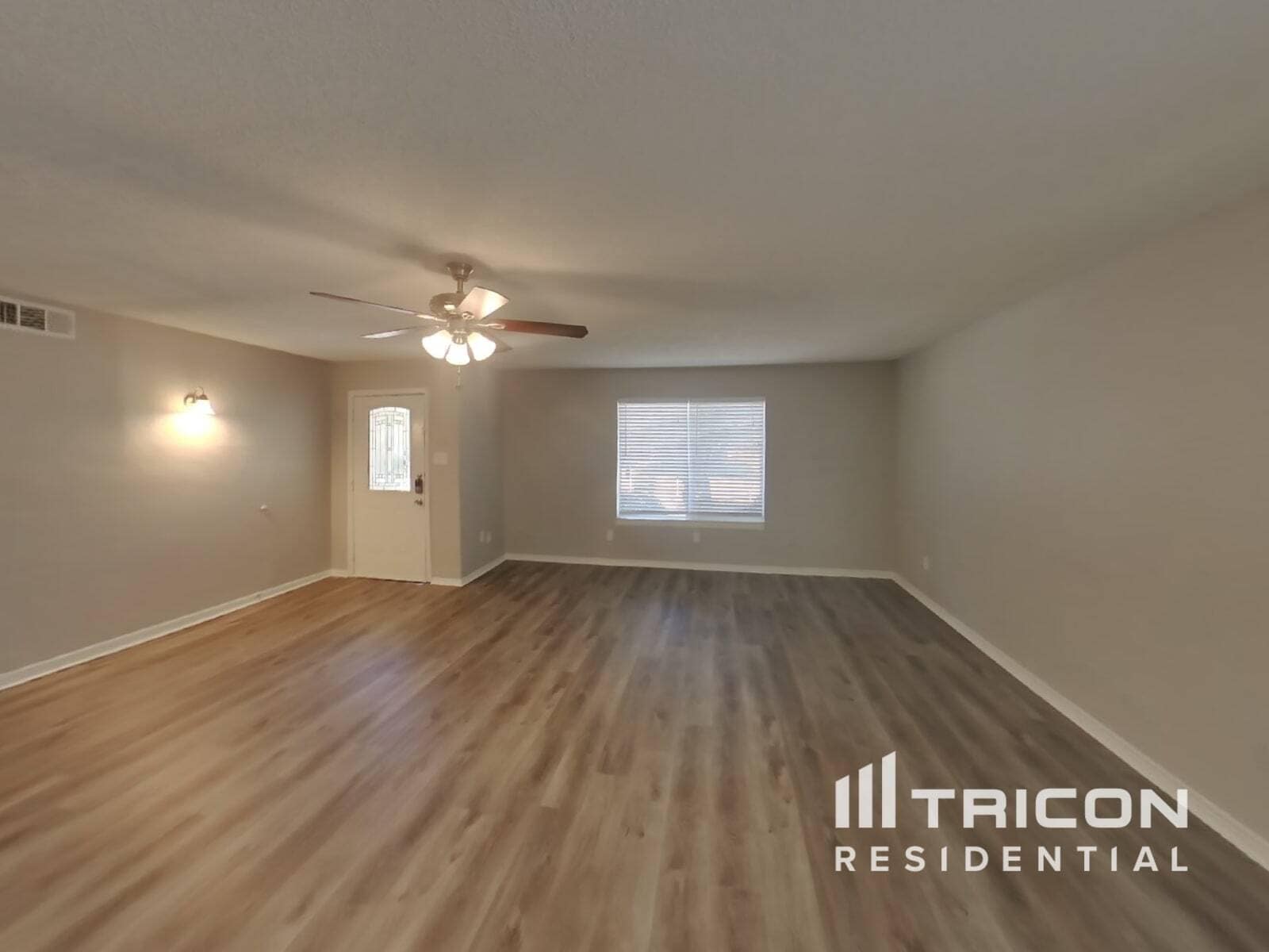 Building Photo - 1210 Green Hill Dr