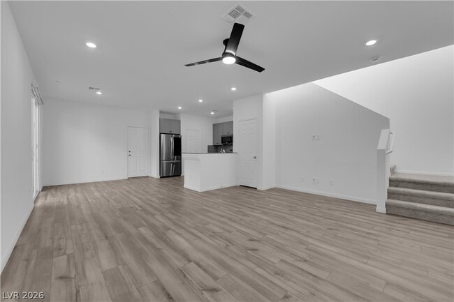 Building Photo - 3762 Trancoso Ave