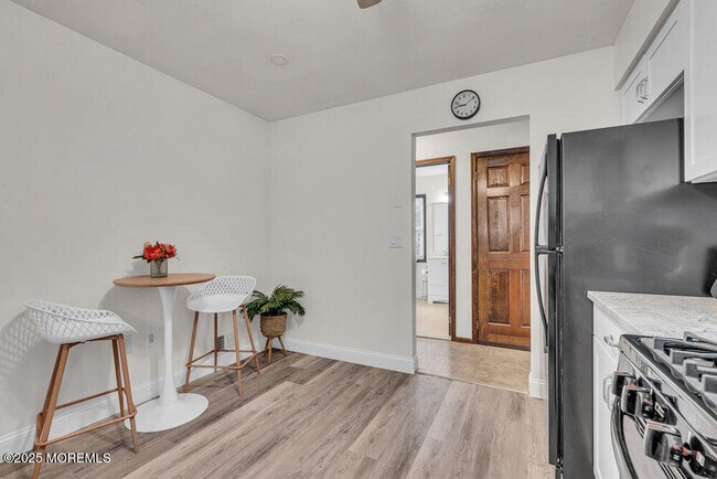 Building Photo - 30 Turnberry Cir