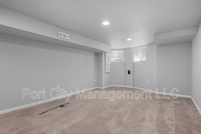 Building Photo - 2534 McCulloh St