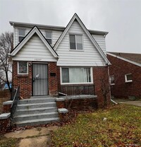 Building Photo - 15237 Rochelle Ave