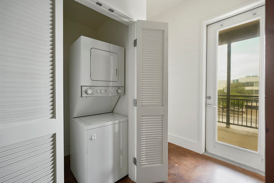 stackable w/d in hall - 911 Keith Ln