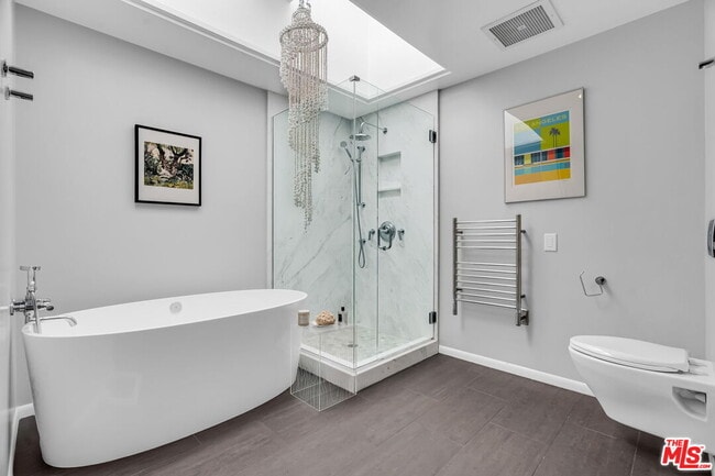 Building Photo - 140 Ocean Park Blvd