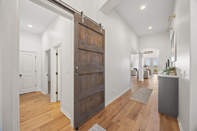 Building Photo - 366 Mirafield Ln