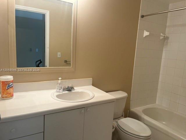 Building Photo - 50 Menores Ave