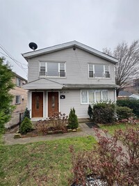 Building Photo - 145-36 133rd Ave