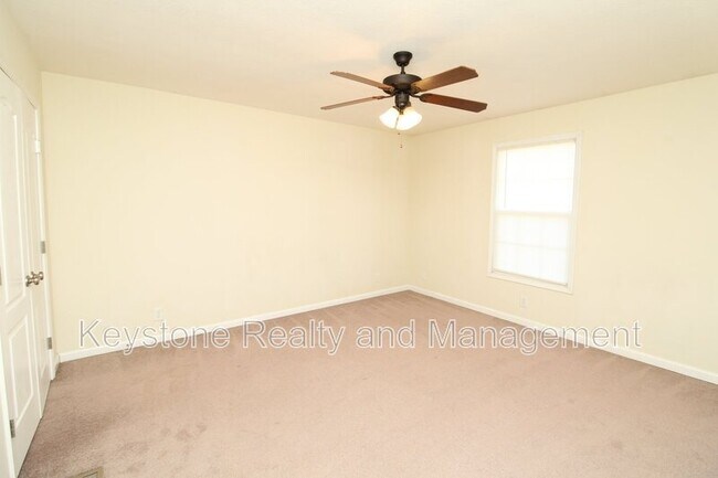 Building Photo - 2300 Raleigh Ct