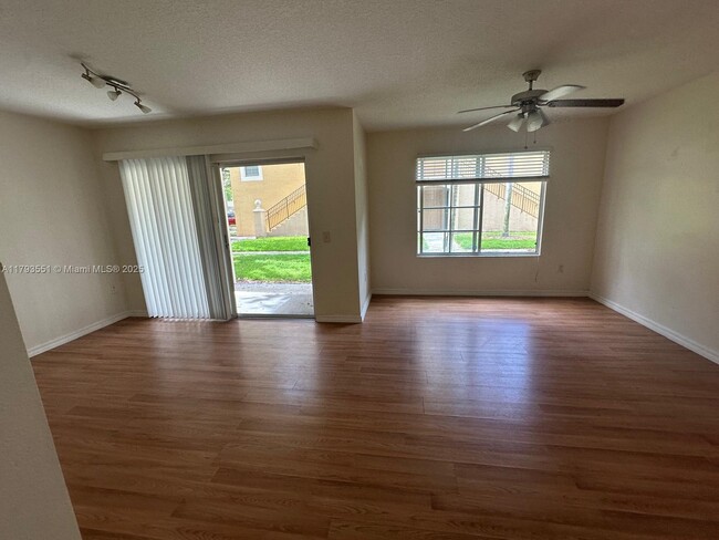 Building Photo - 4271 San Marino Blvd