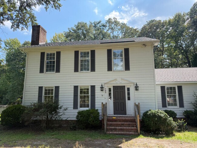 Building Photo - 105 Demille Dr