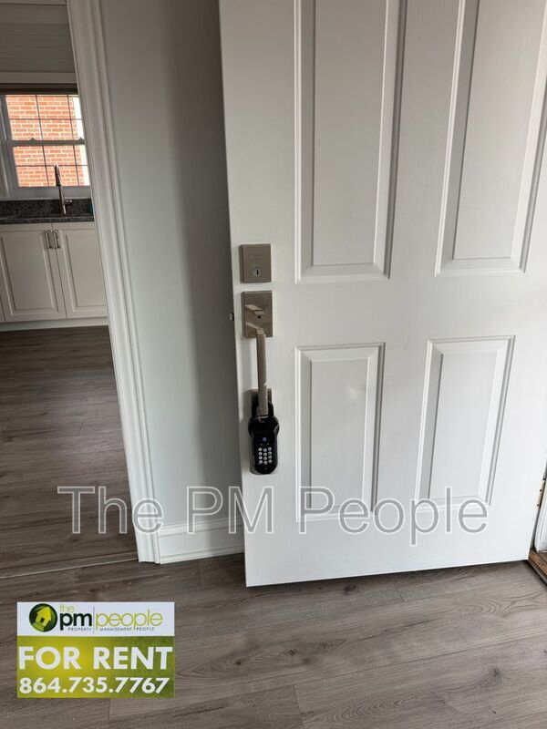 Building Photo - 134A Bennetts Bridge Rd.