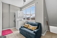 Building Photo - 4668 York Rd