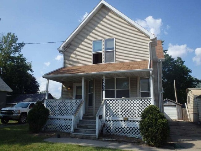Primary Photo - 3 Bed 2 Bath 1600+ sq ft Home for Rent - Appleton