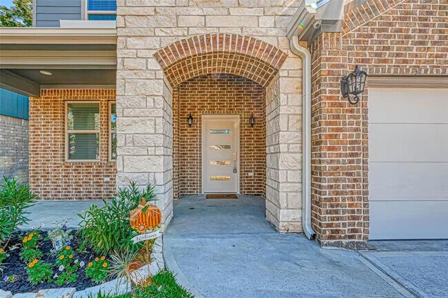 Building Photo - 7542 Lemma Dr