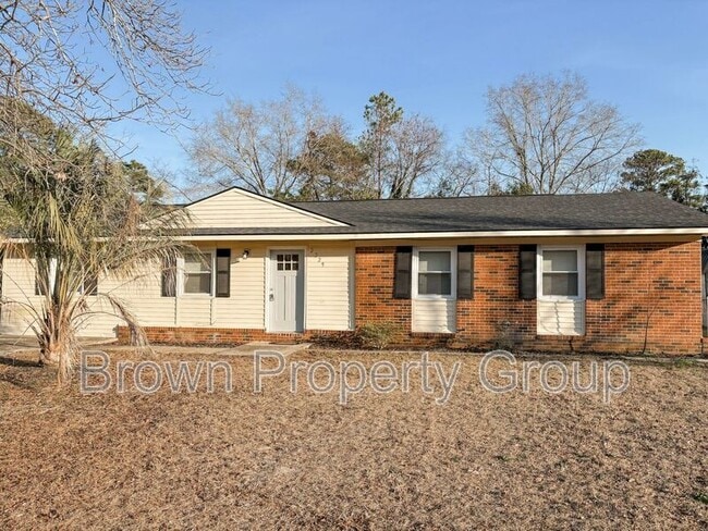 Building Photo - 2229 Delta Dr