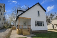 Building Photo - 931 1/2 W Wayne St