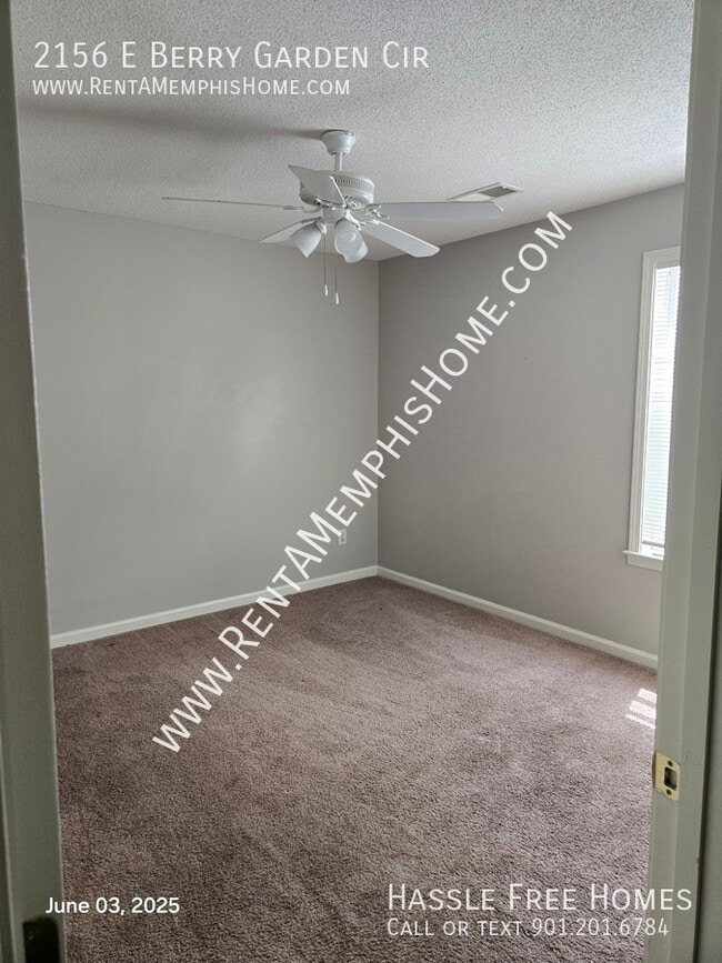 Building Photo - 2156 Berry Garden Cir W
