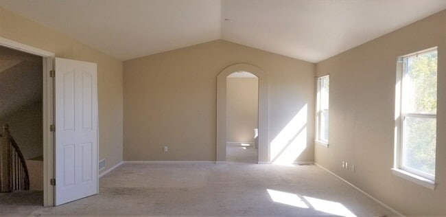 Building Photo - 3 Bedroom + Loft with Main Floor Office and 3 Car Garage!