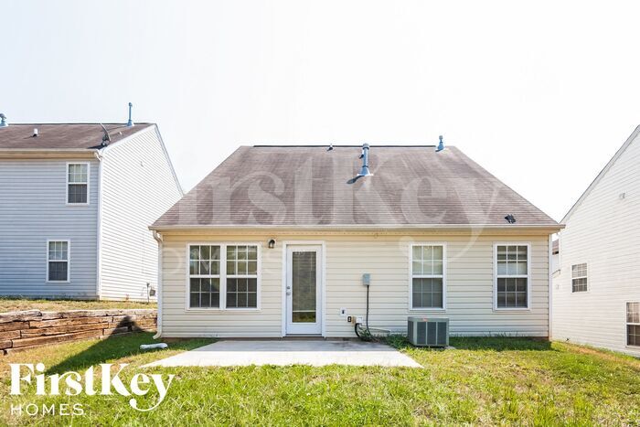 Building Photo - 605 Woodington Ln