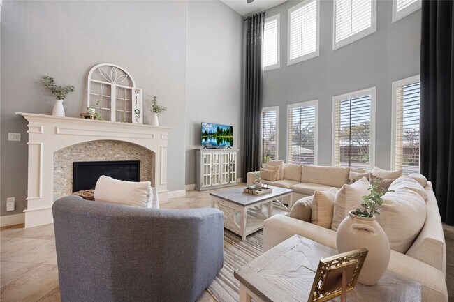 Building Photo - 16817 W Caramel Apple Trail