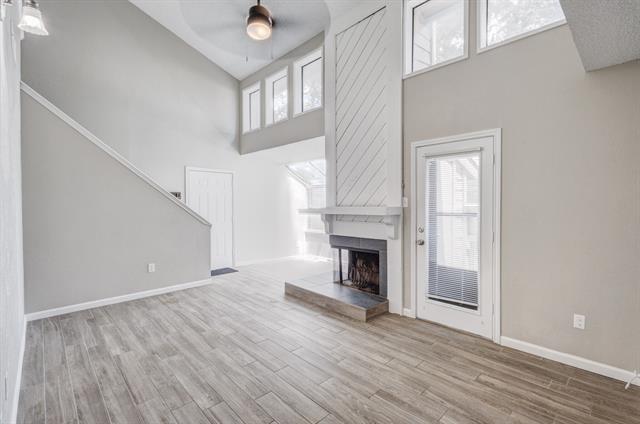 Building Photo - 9254 Forest Ln