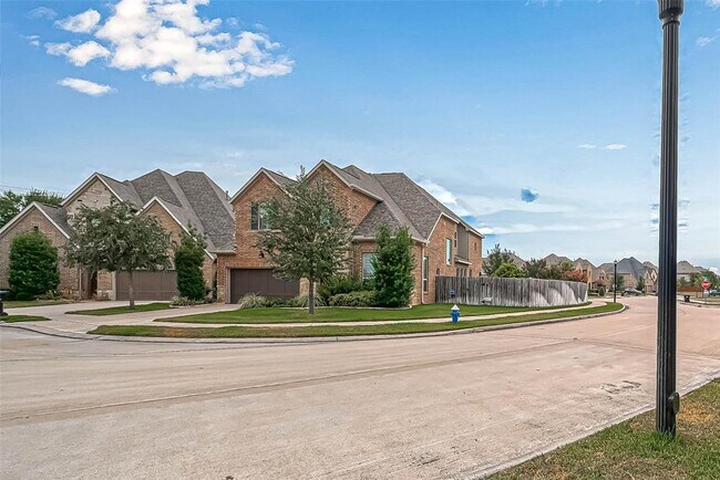 Building Photo - 13306 Stoneleigh Terrace Dr