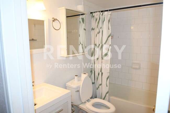 Building Photo - Ideal Remodeled 1 Br 1 Ba Condo Near 3rd St and Thomas in Central Phoenix
