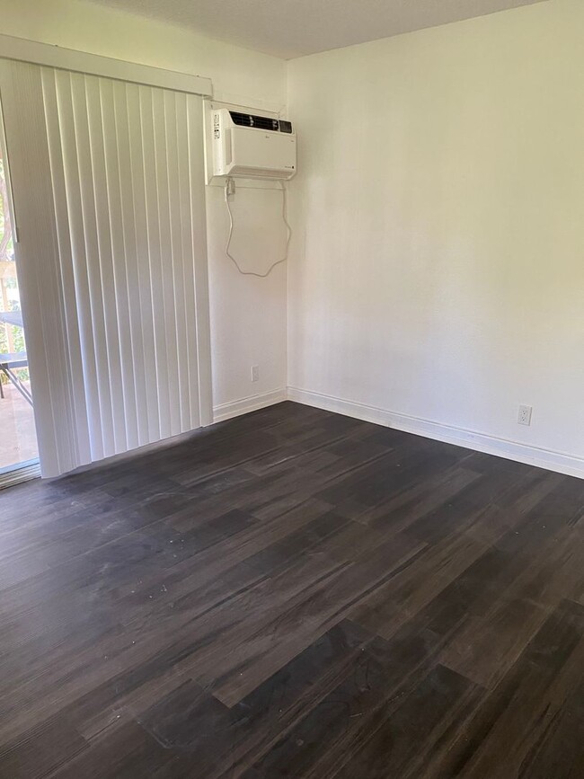 Building Photo - Nice 2 bed/1.5 bath in Kihei Villages