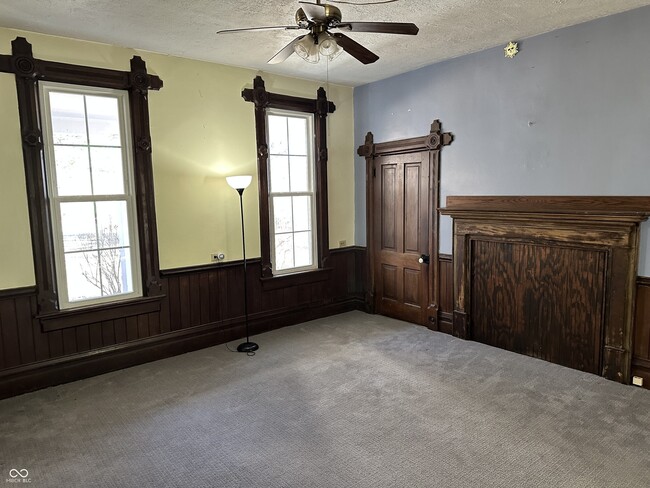 Building Photo - 7986 E Co Rd 975 S