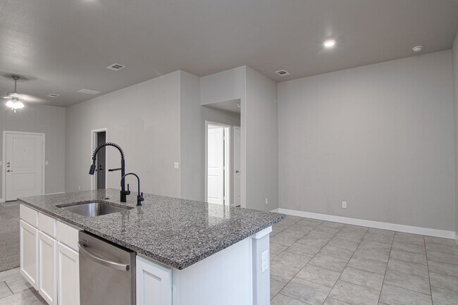 Building Photo - 2510 Outlaw Ct