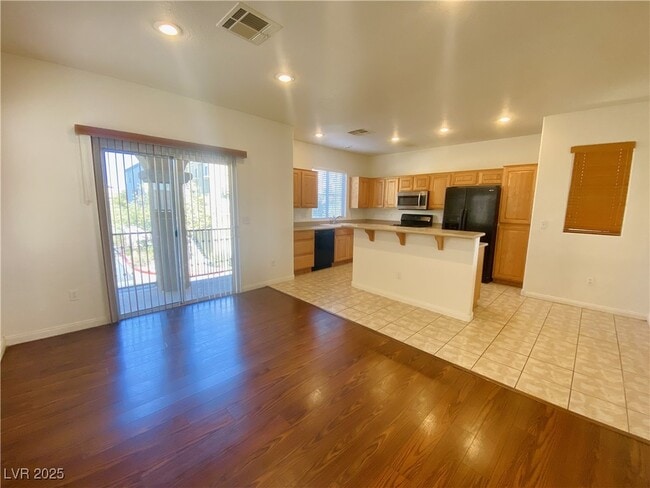 Building Photo - 9365 Roping Cowboy Ave