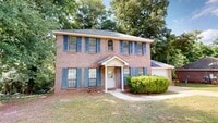 Building Photo - 3 Bed, 2 and a half bath in Prattville at a great price!