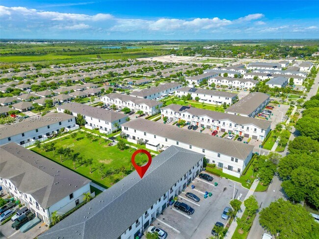 Building Photo - 617 SW 11th St