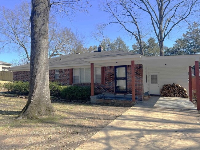 Primary Photo - 2440 Arthur Rd