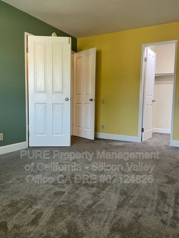 Building Photo - 5387 Colony Green Dr