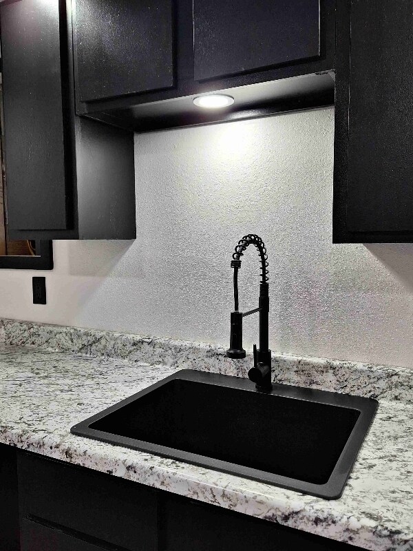 Building Photo - 14320 Short Pine Dr