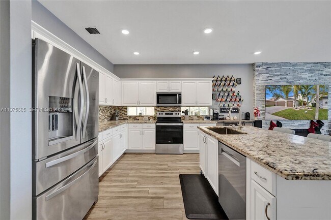 Building Photo - 18231 SW 27th St