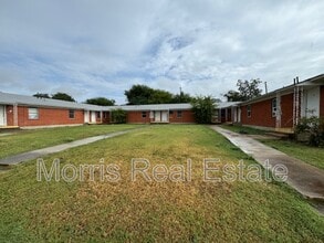 Building Photo - 201 W Green Ave