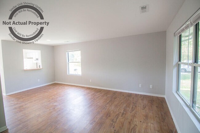 Building Photo - 4620 W Bainbridge Dr