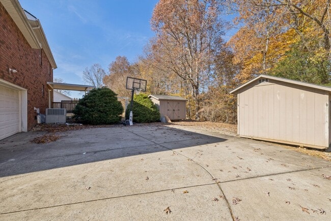 Building Photo - 1187 Marvel Road