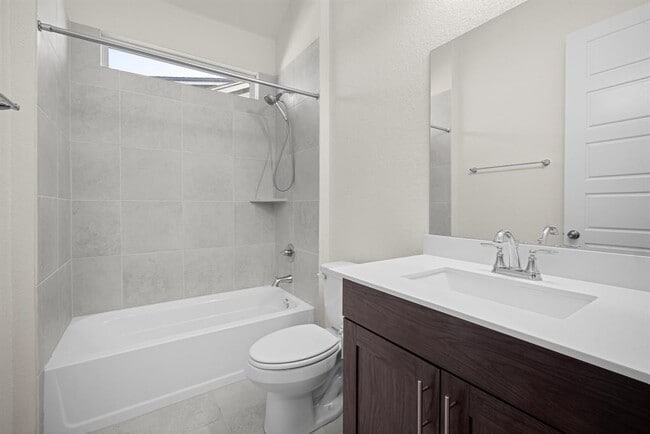 Building Photo - 119 James Rose Ln