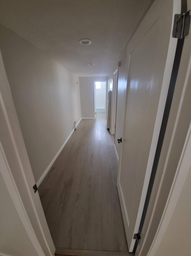 Wide halway - 533 W California Ave