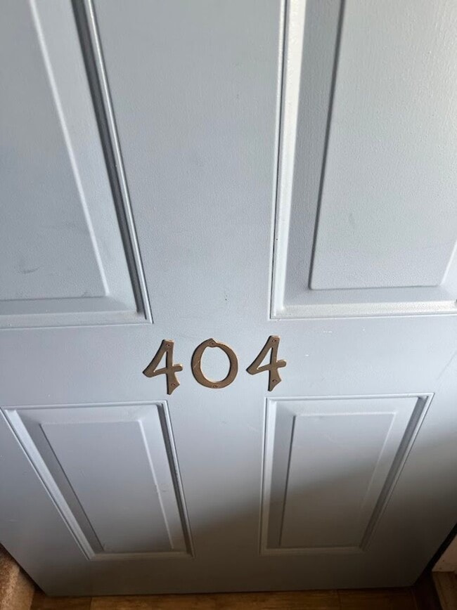 Primary Photo - Seven Oaks Condo