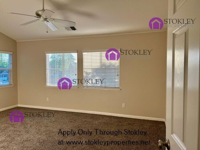 Building Photo - 1019 Sycamore Ln