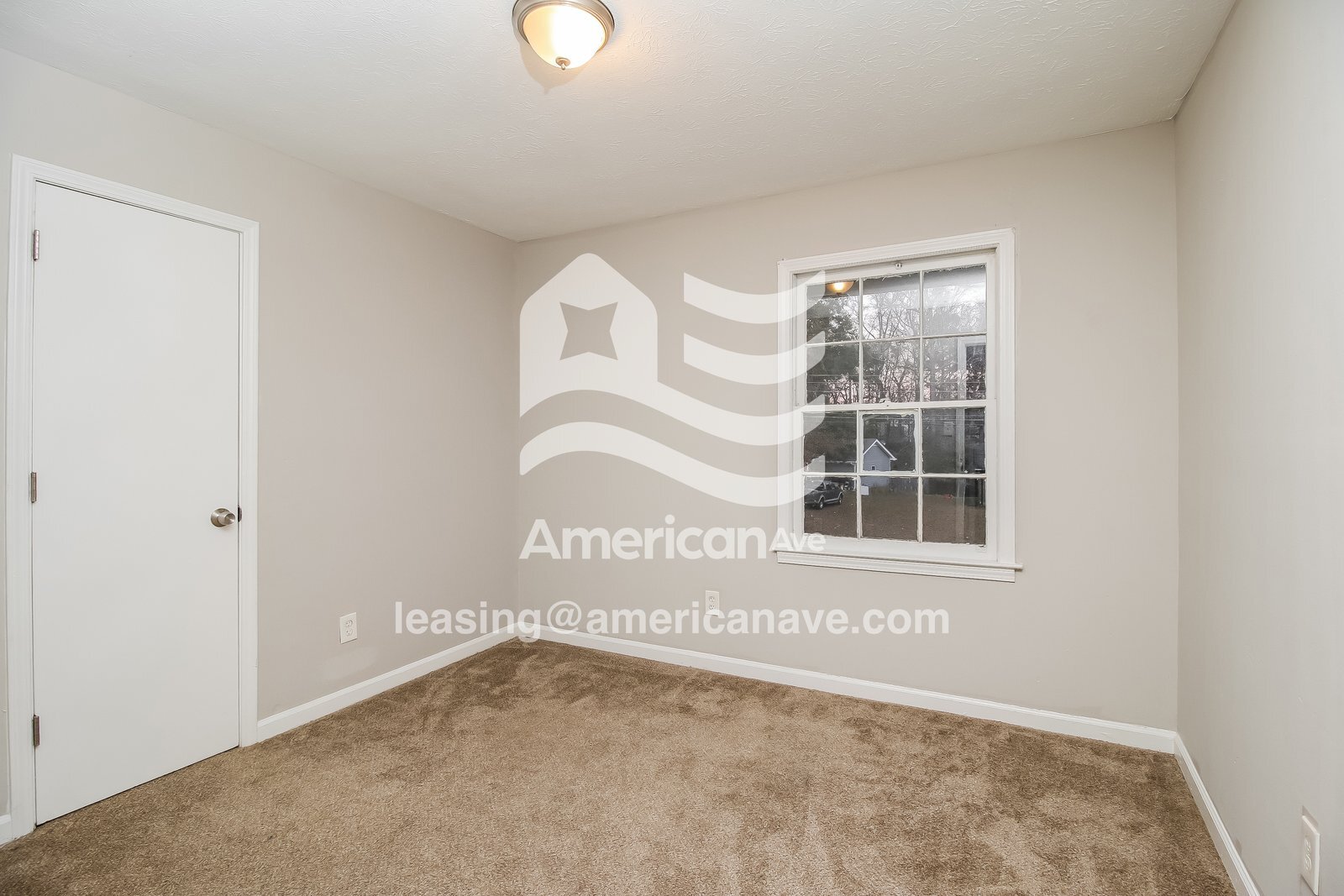 Building Photo - 10235 Waterford Rd NE