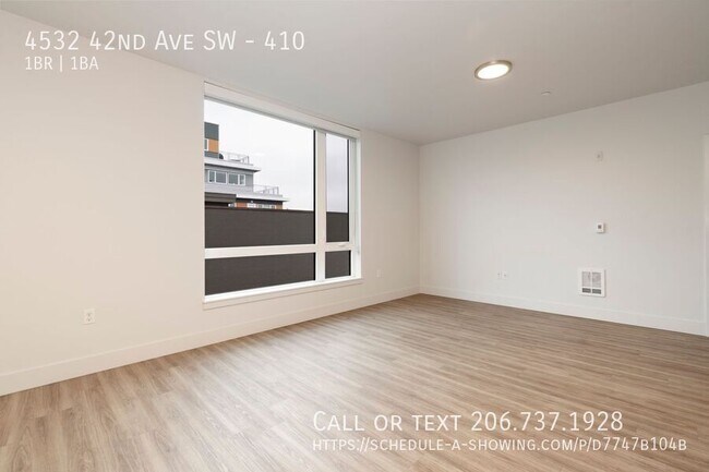 Building Photo - 4532 42nd Ave SW