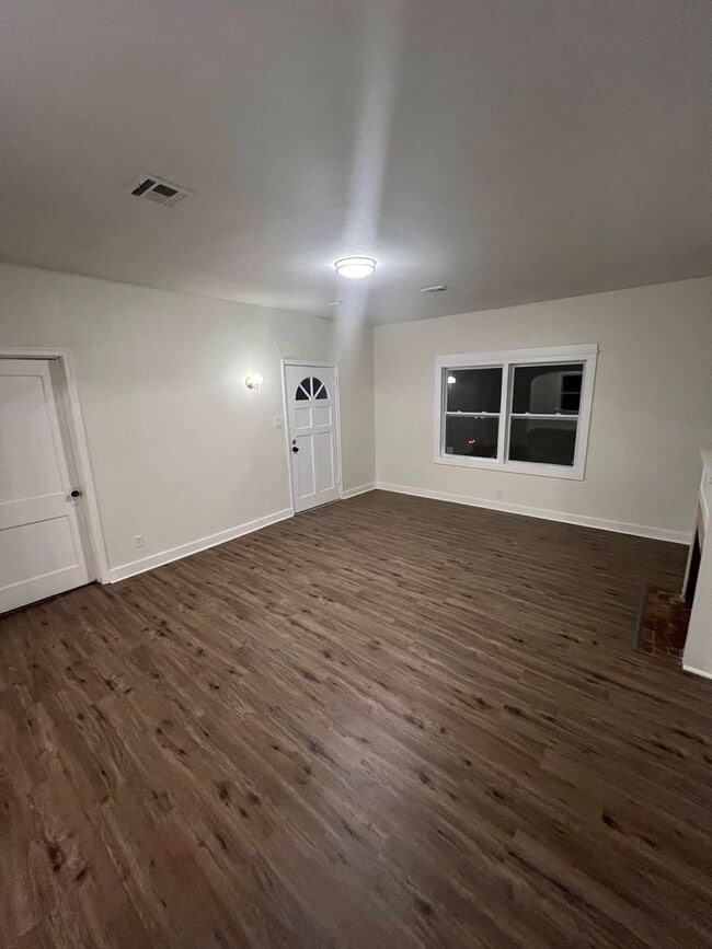 Building Photo - Rent-to-Own Opportunity