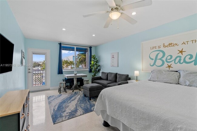 Building Photo - 4228 N Ocean Dr